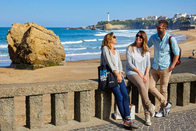 Paseando junto a la playa de Biarritz