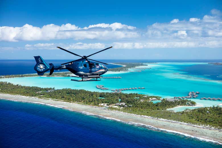 Disfrutando de Bora Bora desde las alturas