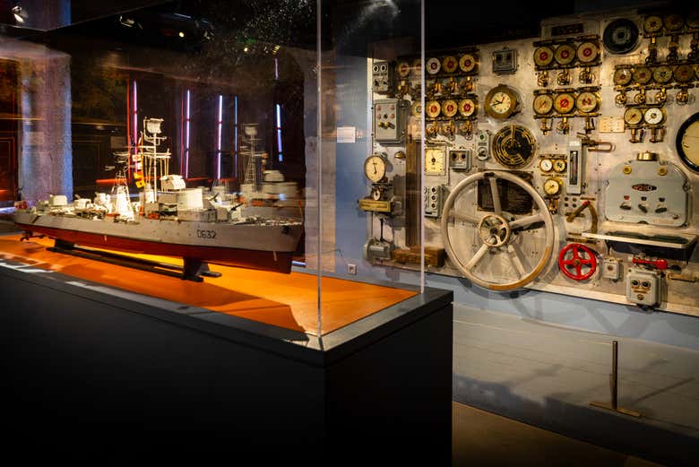 Una de las salas del  Museo Nacional de Marina