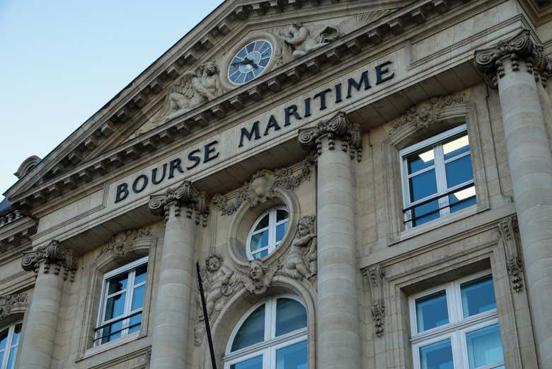 See the important Bourse Maritime in Chartrons