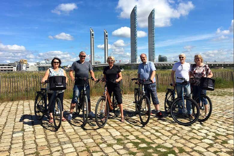 Recorriendo Burdeos en bicicleta