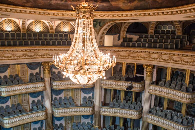 Lámpara de cristal del Gran Teatro de Burdeos