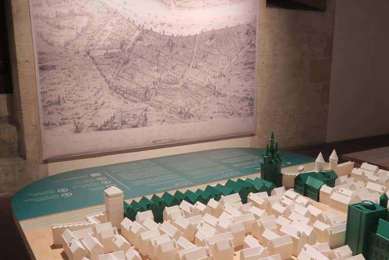 Una maqueta que narra la historia de Burdeos