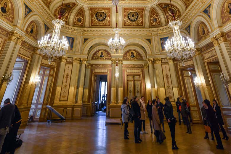 Disfrutando de la visita guiada por el Gran Teatro