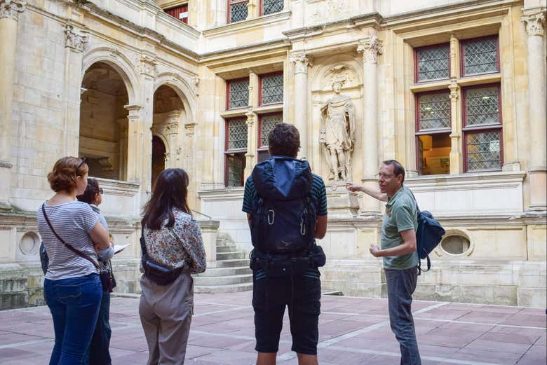 Conociendo la historia de Caen