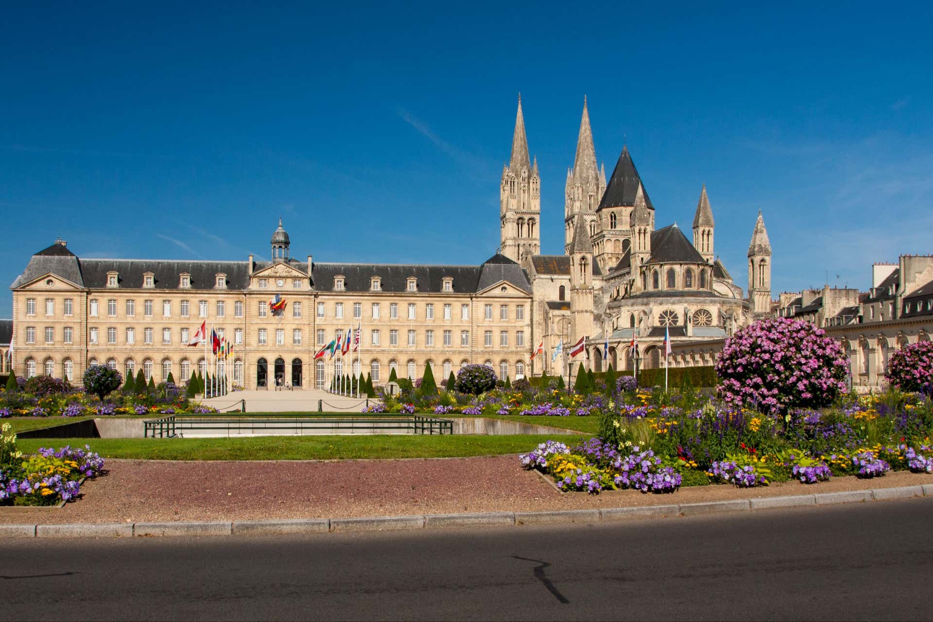 Caen Private Tour
