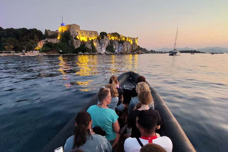 Parcourez la côte de Cannes