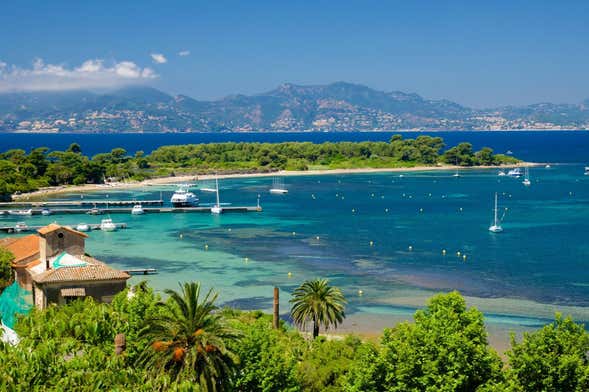 Paseo en barco por la bahía de Cannes
