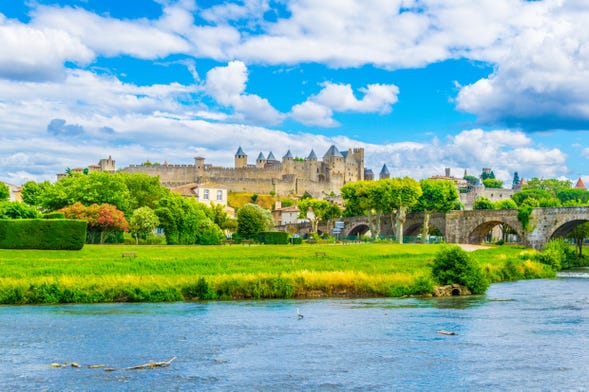 Ingresso do castelo e muralhas de Carcassonne