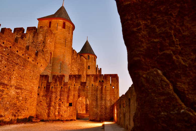 Entardecer sobre as muralhas de Carcassonne