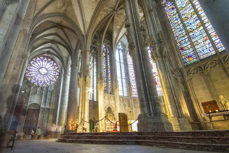 Interior da Basílica de Saint-Nazaire