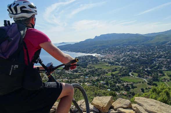 Balade à vélo électrique dans Cap Canaille