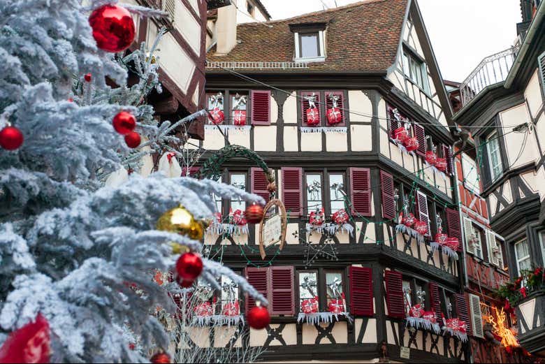 Decoração de Natal do centro histórico de Colmar