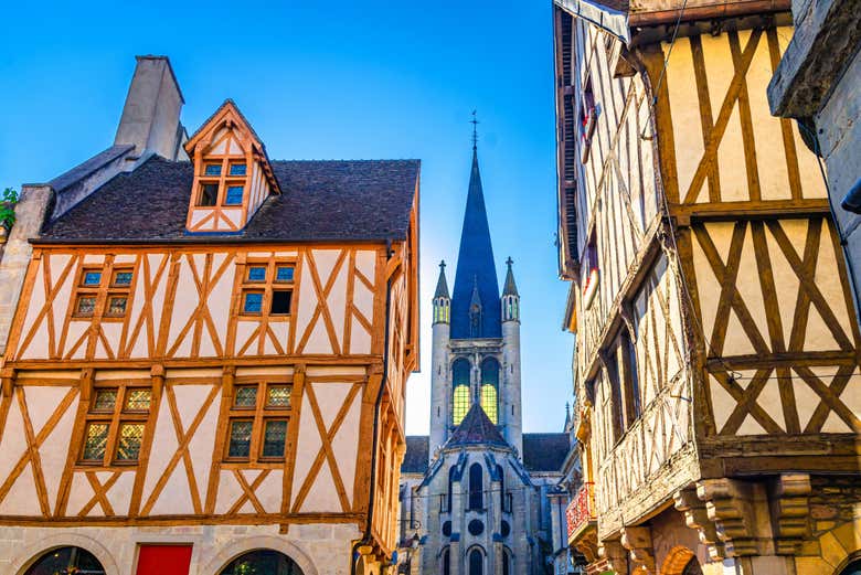 Dijon destaca por sus casas con entramados de madera