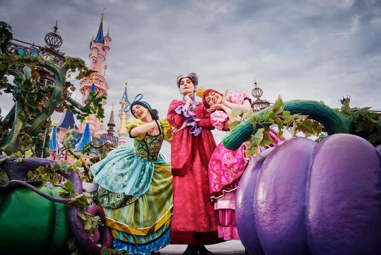 Princesas Disney listas para vivir un  terrorífico Halloween