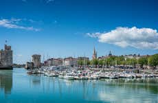 Paseo en catamarán por la costa de La Rochelle