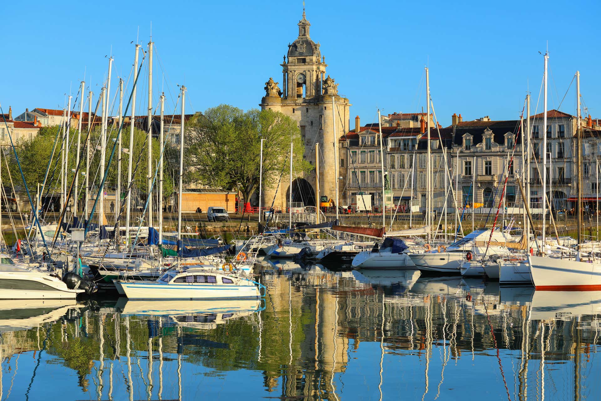 Paseo en velero por La Rochelle