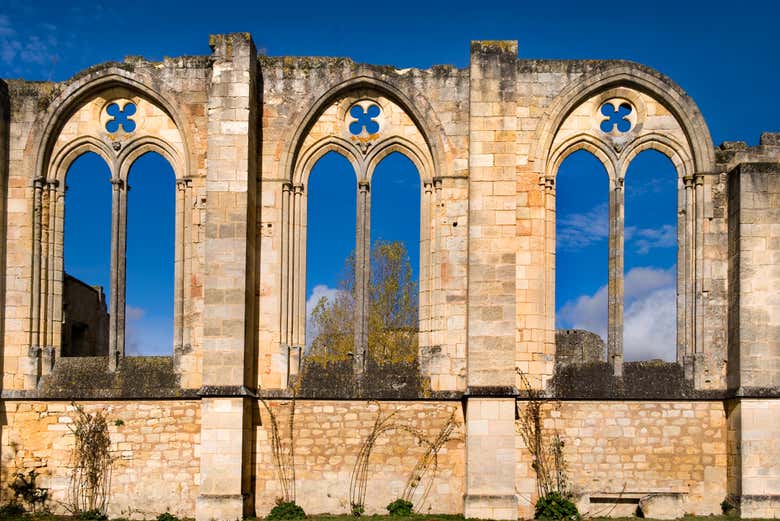 Vestigios románicos de la abadía