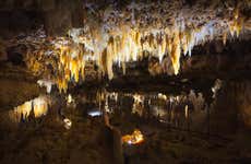 Visita guiada por la Grotte du Grand Roc