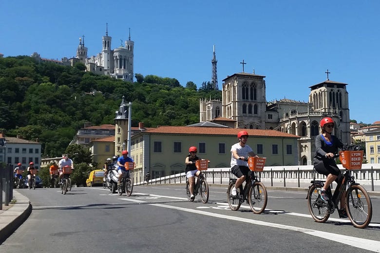 Disfrutando del tour en bicicleta por Lyon