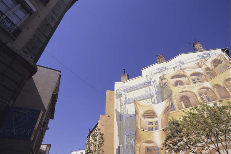 Discover the mural of the Fresque des Lyonnais