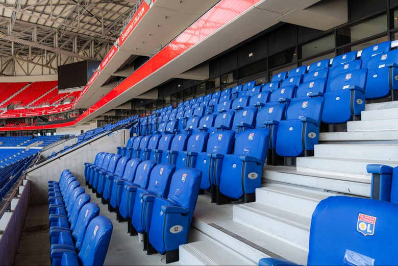Gradas del estadio del Olympique de Lyon