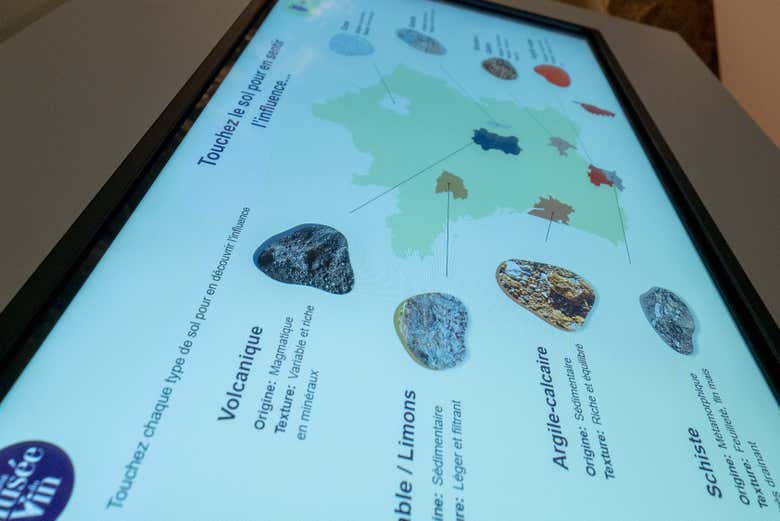 Una pantalla interactiva sobre suelos vinícolas 