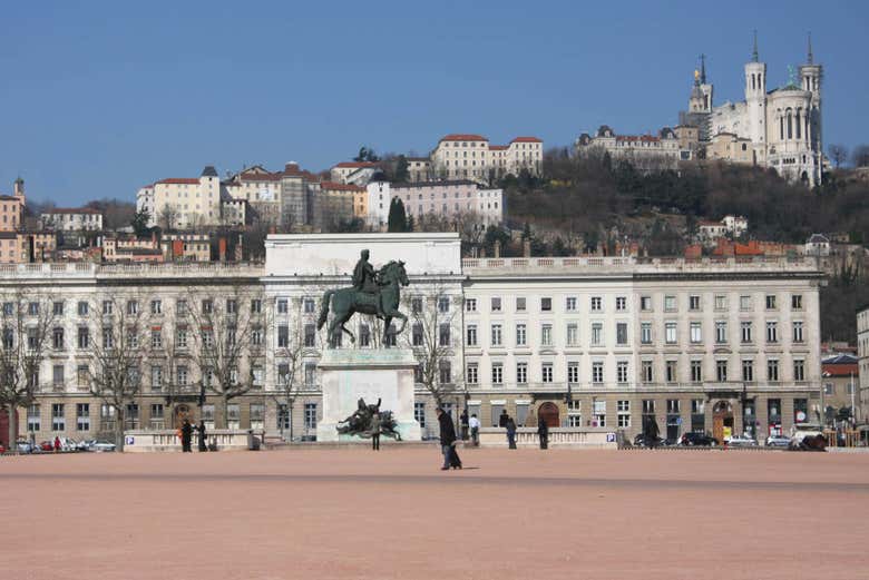 Explore the beautiful Bellecour Plaza