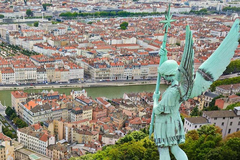 Com vista para Lyon a partir do mirante de Fourvière