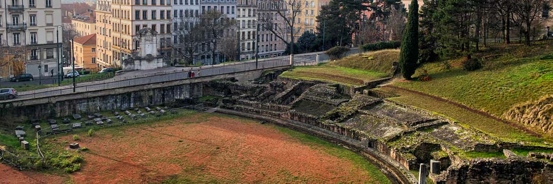 Anfiteatro de las Tres Galias