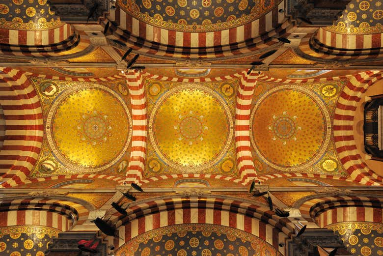 I soffitti dorati della basilica