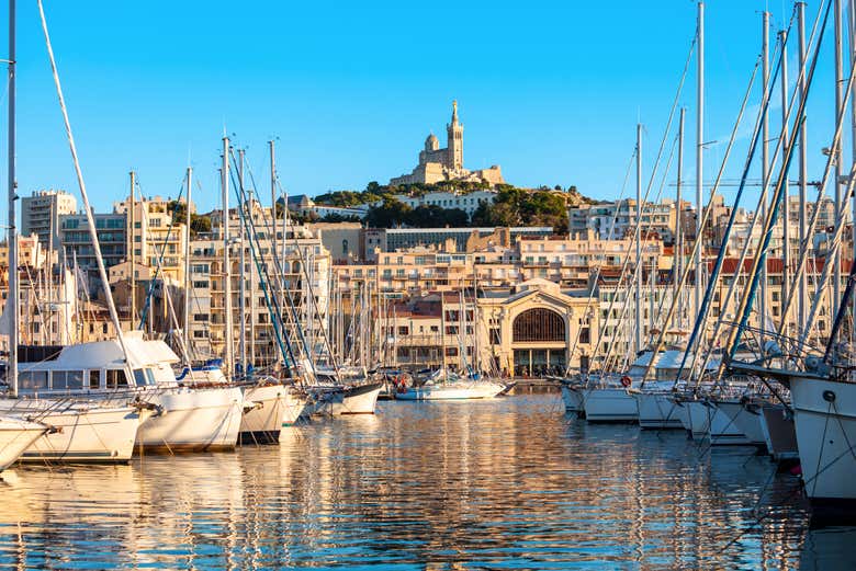 Comenzaremos la ruta desde el Vieux-Port de Marsella