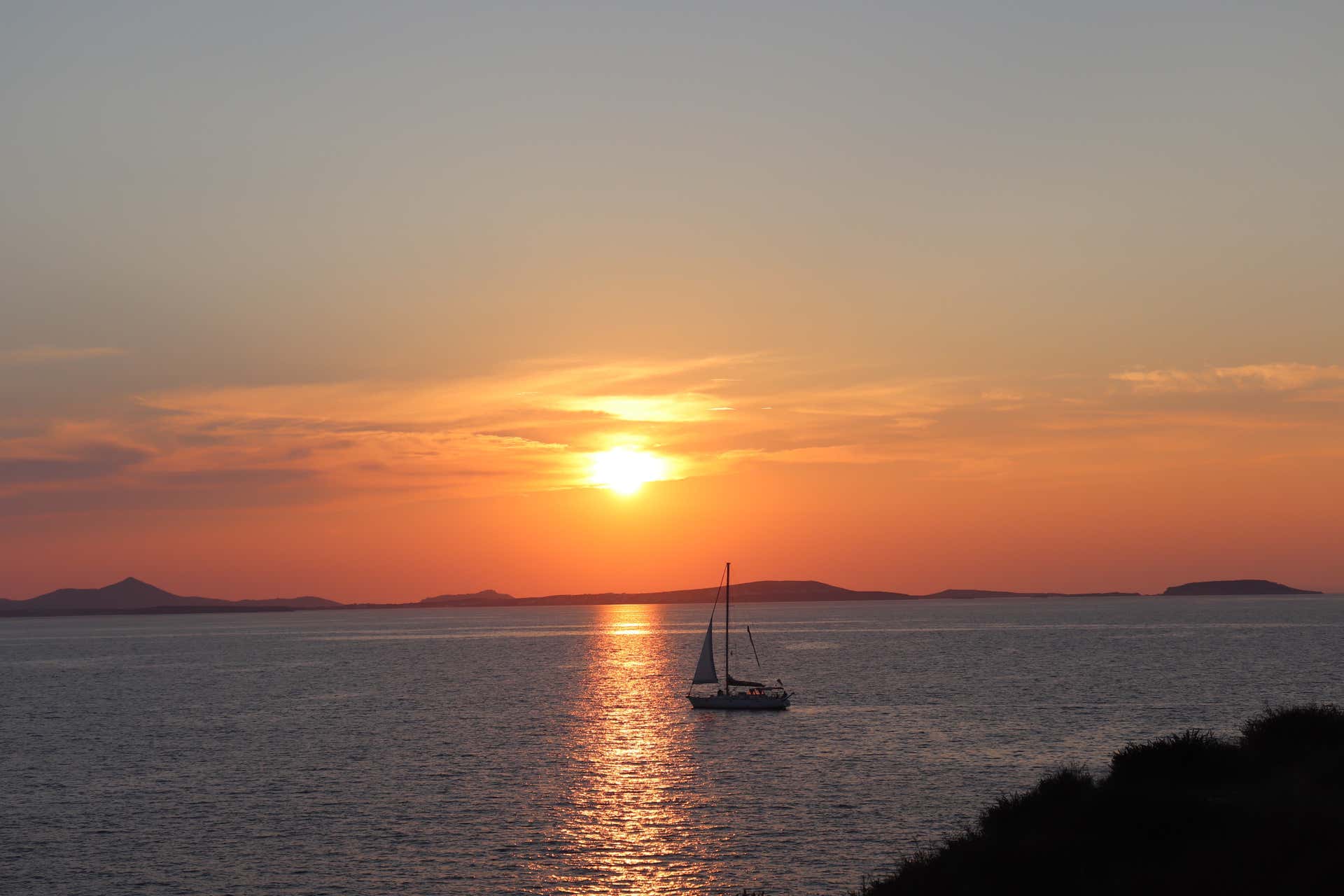 Paseo en velero al atardecer