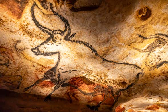 Visite du Centre d'art rupestre et de la grotte de Lascaux IV