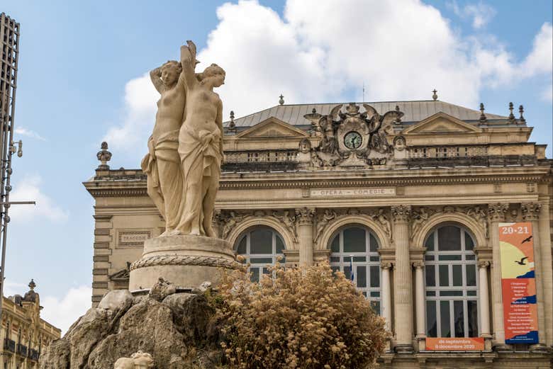 Admire the Opéra Comédie