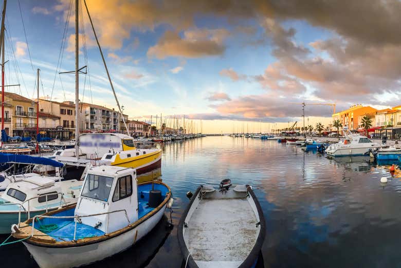 Puerto de Meze en el Etang de Thau