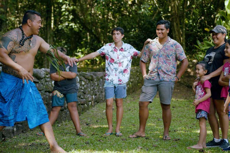Discovering Mo'orea's traditions