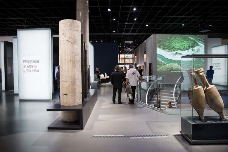 Uma das salas da exposição permanente