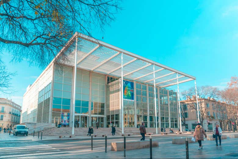 Le Carré d'Art es un centro de arte contemporáneo