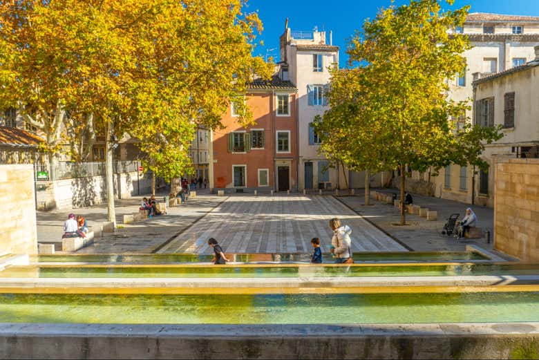 Place du Chapitre en la ciudad de Nimes