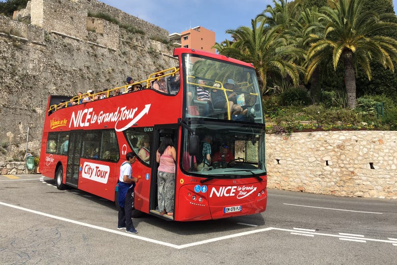 Bus touristique de Nice