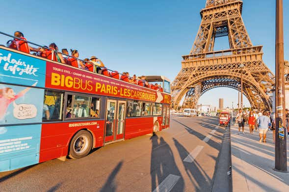 big bus tour paris stations