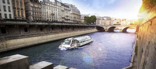 Barco turístico de París Batobus