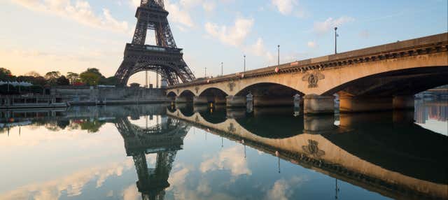 Torre Eiffel + Cruzeiro pelo Sena