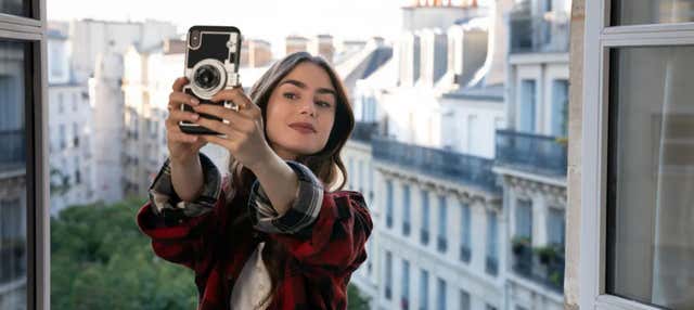 Emily in Paris Free Tour