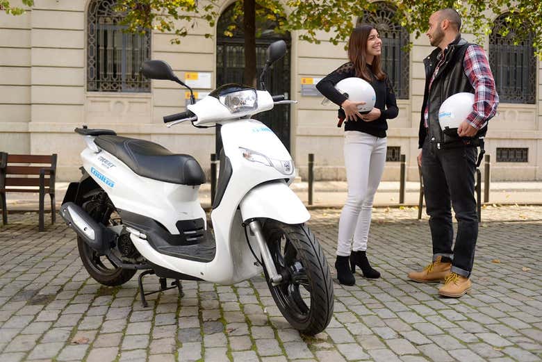 Location de scooter à Paris