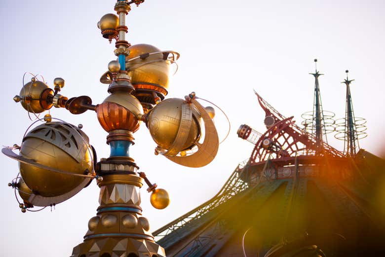 La atracción Astro Orbiter en Disneyland® Paris