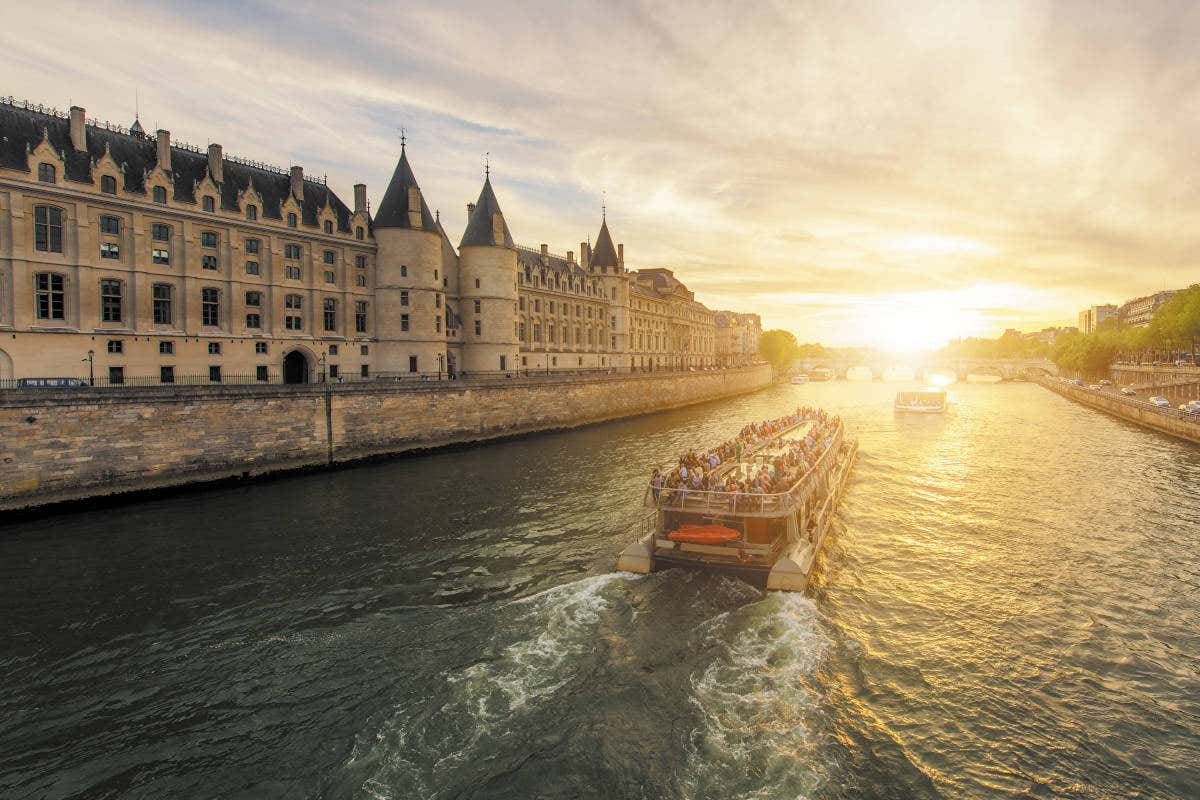 París romántico + crucero por el Sena