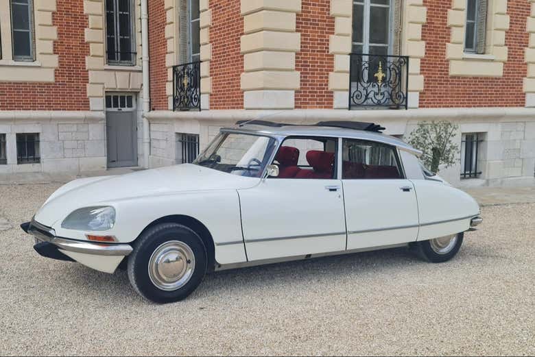 Recorreremos París en un vehículo vintage