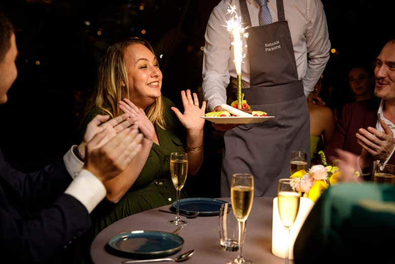 ¡Un cumpleaños muy especial en París!